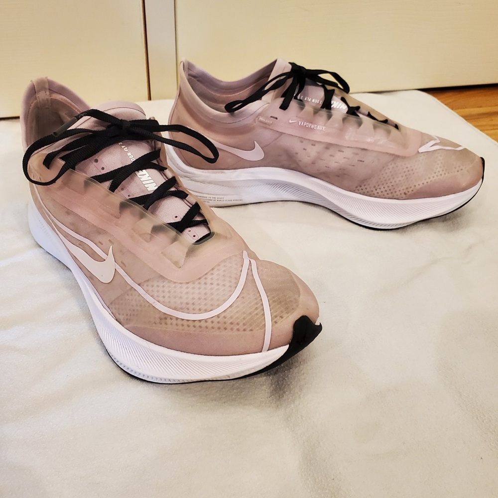 Nike zoom fly 3 vaporweave - pink- size 8 - excellent condition